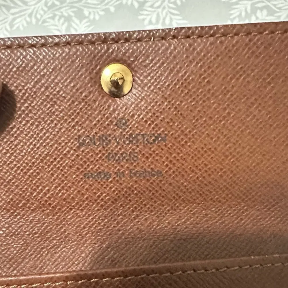 Louis Vuitton key holder Brown Monogram